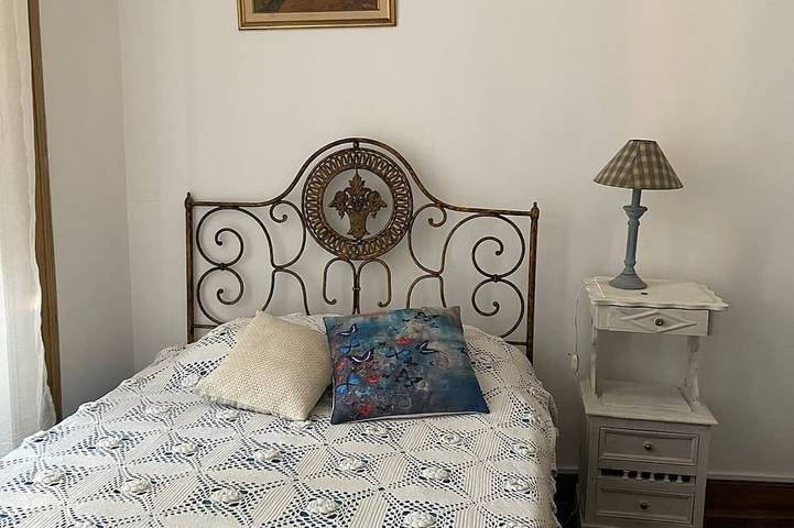 Casa Centenária no Centro da Fuseta. A 850 Metros da Praia e de Restaurantes in Moncarapacho e Fuseta, Parque Natural da Ria Formosa