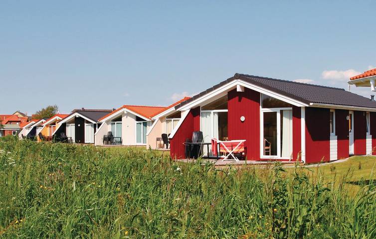 100m zum Strand: Terrasse Apartment w/ Parkplatz & Internet in Friedrichskoog-Spitze, Friedrichskoog