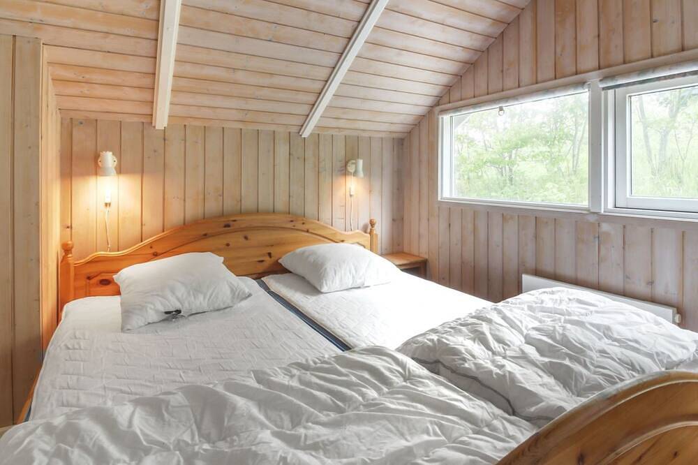 \"Pirkka\" - 50m to the fjord by Interhome in Hjarbæk, Limfjord in Westjütland