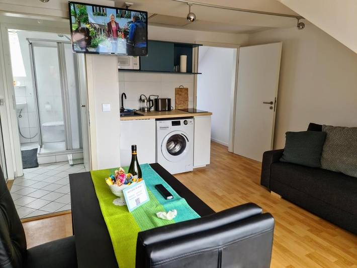 Ferienwohnung für 4 Personen, mit Balkon in Sendling München
