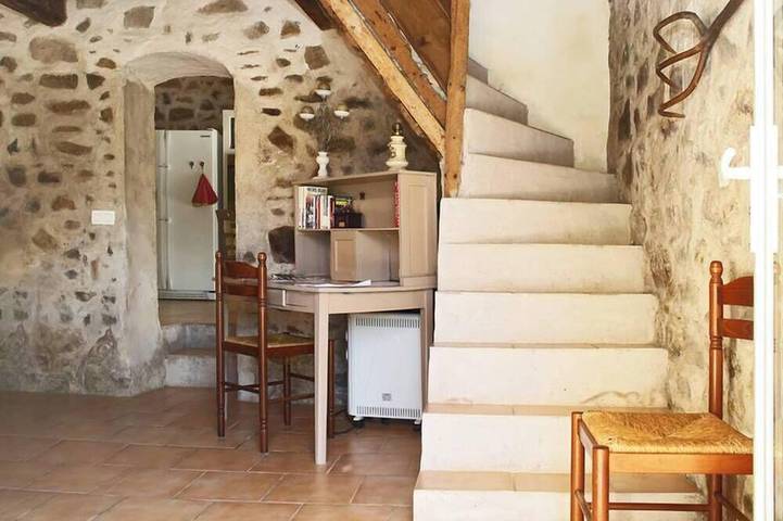 Gîte pour 6 personnes, avec jardin