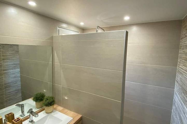 Haus mit Meerblick, Pool, Garten und Tennis - für 4 Personen in Roquebrune-sur-Argens, Mittelmeerküste (Frankreich)