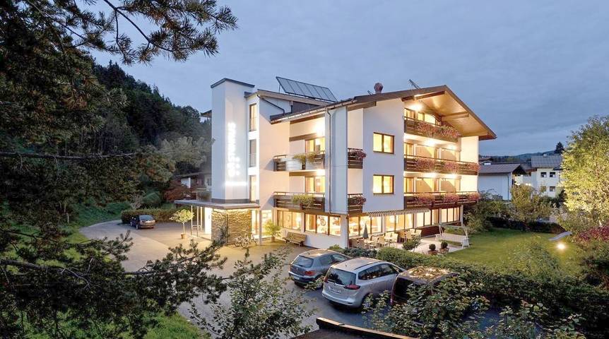 BnB für 2 Personen, mit Balkon und Terrasse sowie Garten und Sauna in Kössen