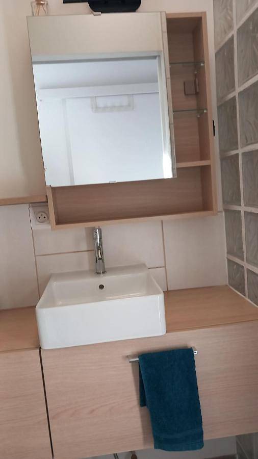 Gîte pour 4 personnes, avec vue et terrasse à Montpezat-sous-Bauzon - 4