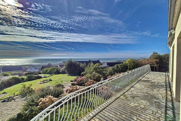 Location de vacances pour 8 personnes, avec balcon et jardin, animaux acceptés dans Plage Kersiny
