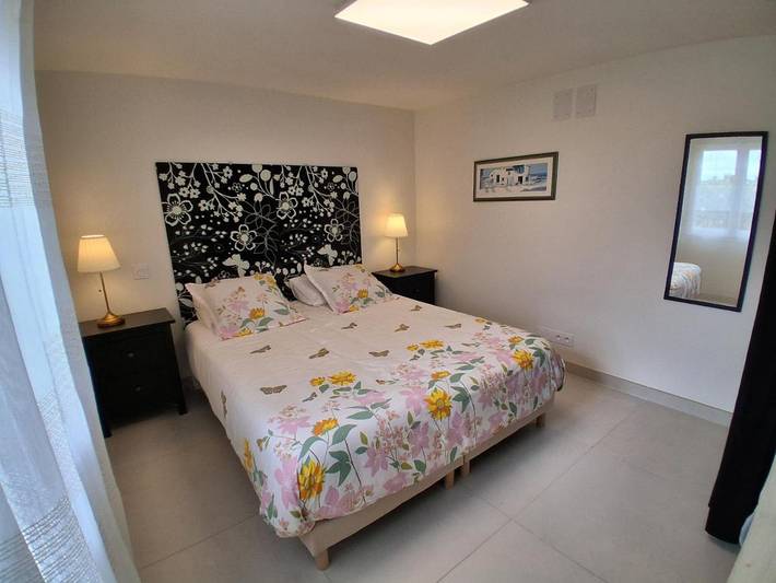 Gîte pour 4 personnes, avec Terrasse ainsi que Jardin et Vue à Épargnes - 4