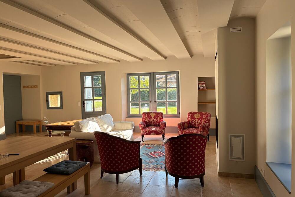 Drôme Provençale Detached house in 18th century property, tennis access in Pierrelatte, Nyons region