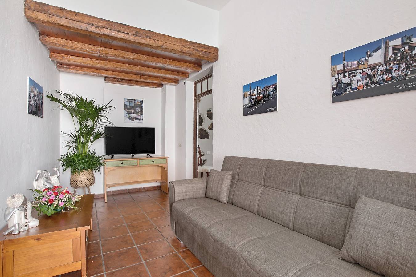 Apartamento entero, Apartamento vacacional Los diablitos 1A - Ideal familias, con vistas a la montaña, terraza y Wi-Fi in San Juan de la Rambla, Tenerife Norte
