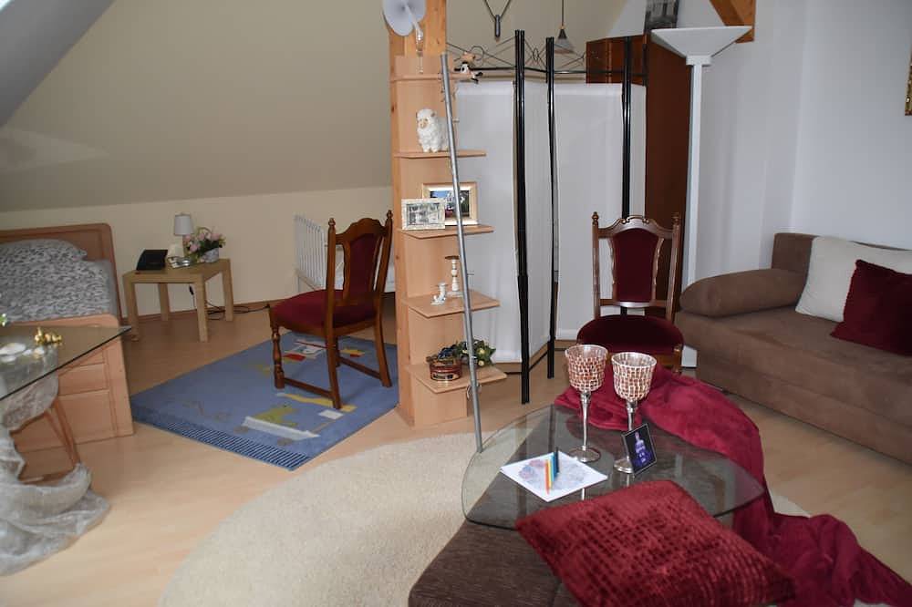Ganze Wohnung, Ferienwohnung „Amanda“ in der Villa Hünlich Wilthen mit herrlichem Südbalkon in Wilthen, Oberlausitz-Niederschlesien