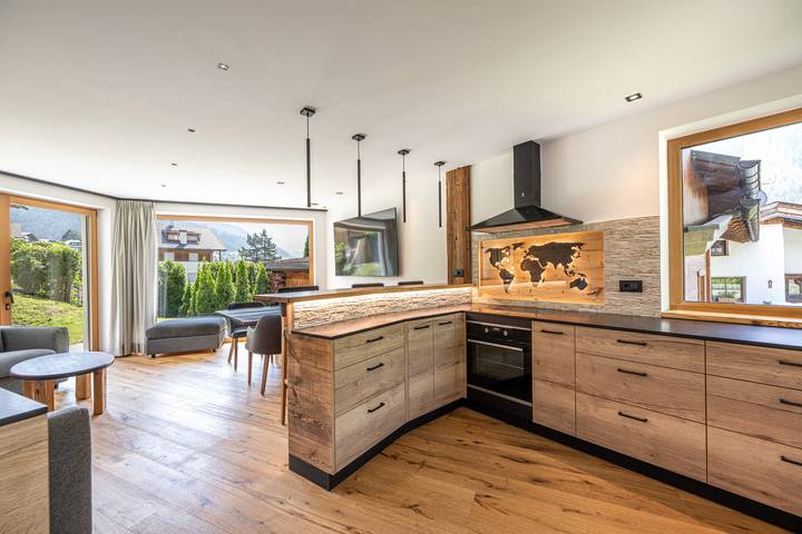 Ferienwohnung für 6 Personen, mit Terrasse und Garten in St. Ulrich in Gröden