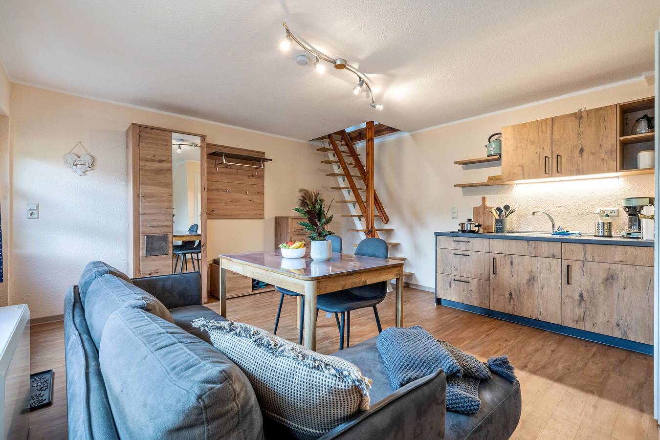 Ganze Wohnung, Ferienwohnung 'Kornblume' mit Gemeinschaftsgarten, Balkon und Wlan in Schmogrow-Fehrow, Lausitz
