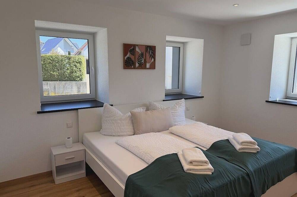 Ganze Wohnung, Family Apartment 4P 14 Min Legoland | Küche + Etagenbett in Burgau, Bayerisch Schwaben