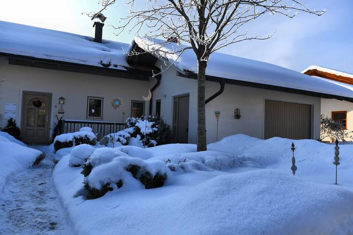 Ferienwohnung für 2 Personen, mit Balkon/Terrasse und Balkon, kinderfreundlich in Grabenstätt - 4