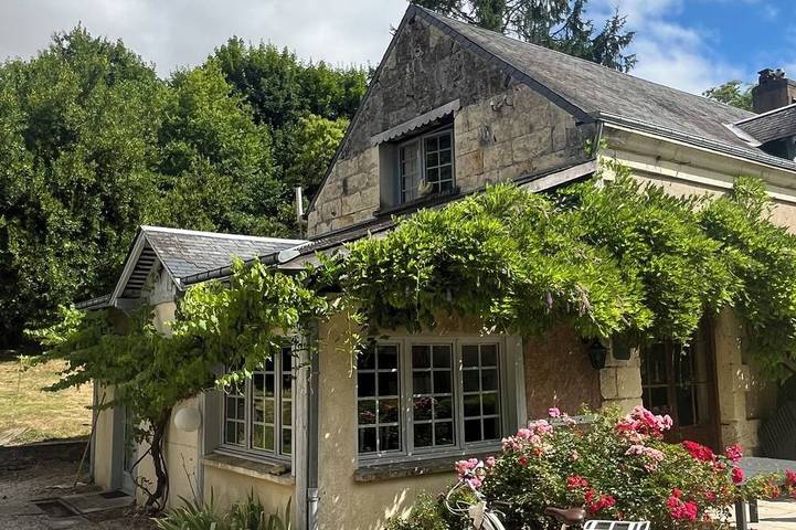 Gîte pour 12 personnes, avec Terrasse ainsi que Jardin et Piscine
