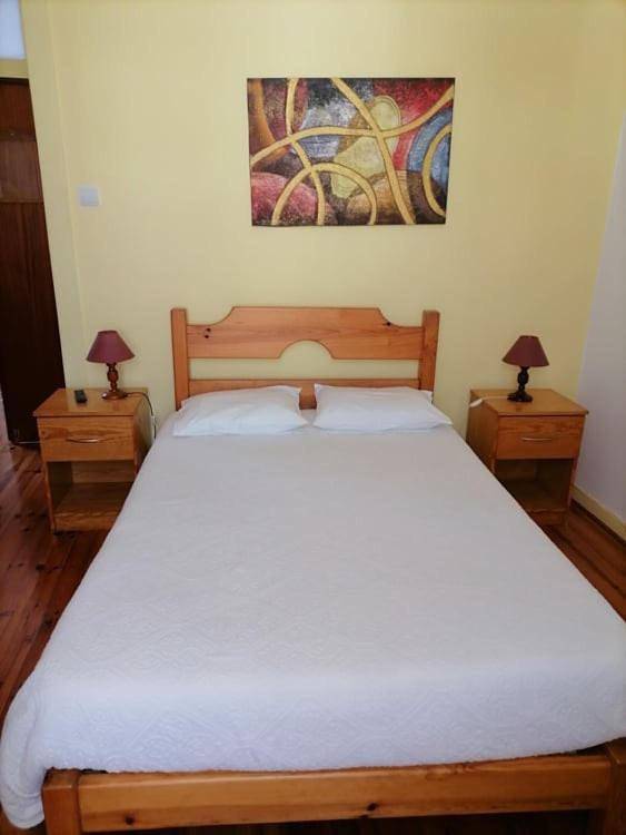 Hôtel pour 3 personnes, avec Balcon et Terrasse à Penacova