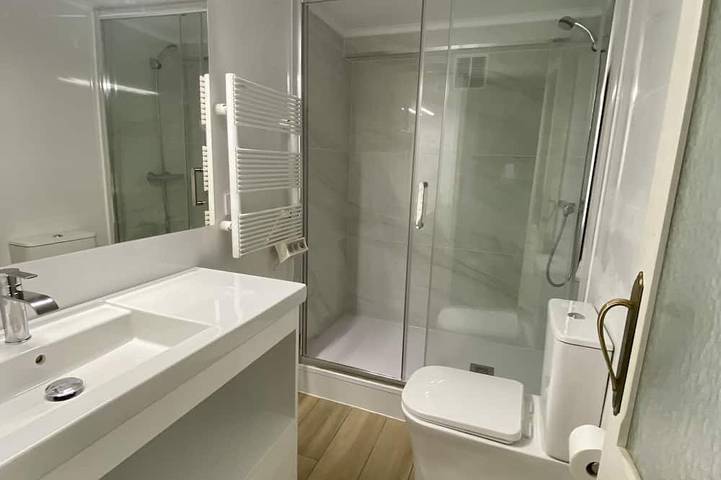 Gîte pour 2 personnes, avec balcon à Gérone - 4