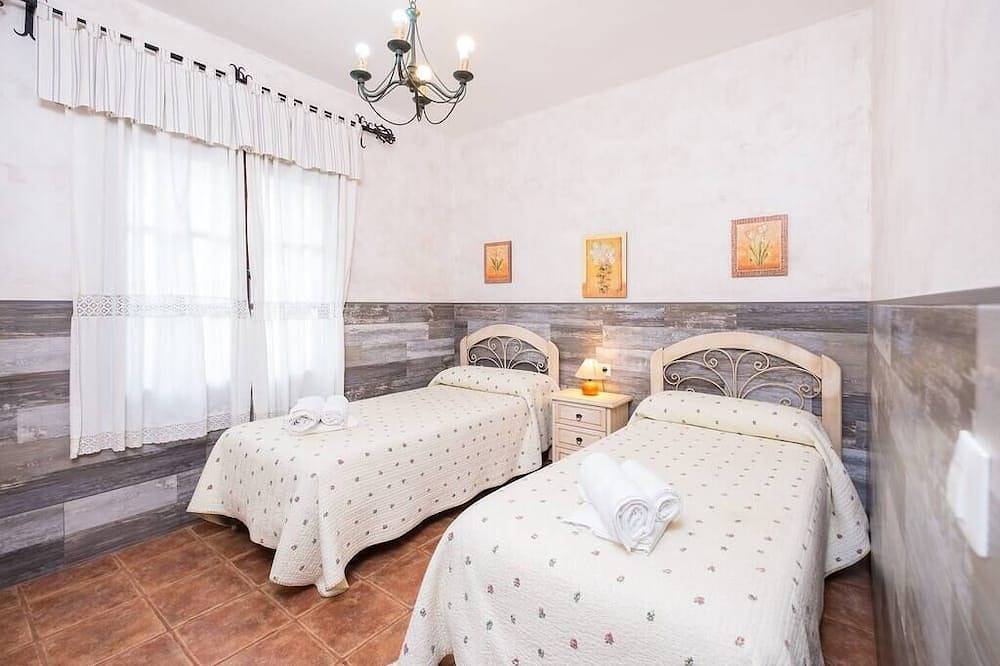 Zahora: Ferienhaus / Villa in Playa del Faro de Trafalgar, Barbate