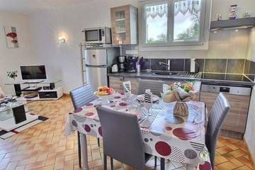 Gîte pour 2 Personnes dans Saint-Brandan, Cotes-d'Armor, Photo 1