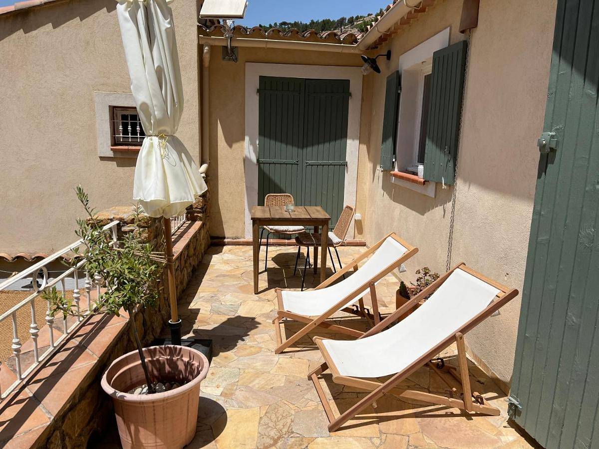 One-Bedroom House in Ensuès-la-Redonne, Côte méditerranéenne (France)