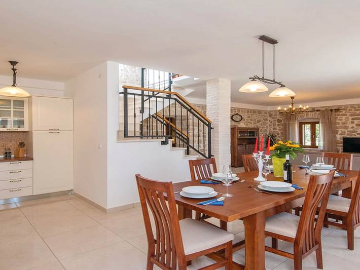 Holiday Home Lovište-Three Bedroom Holiday Home with Pool and  Sea View in Dubrovnik-Neretva
