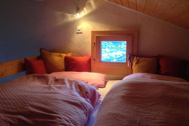 Gîte pour 8 personnes, avec balcon et jardin dans Grimentz - 2