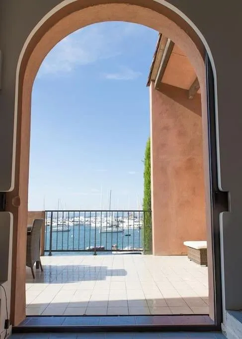 Casa vacanza per 7 persone, con panorama e giardino - 1