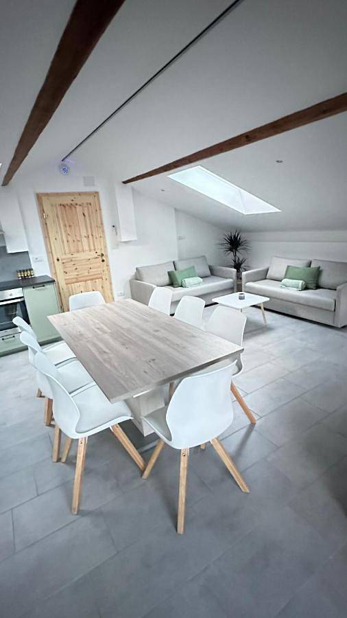 Gîte pour 6 personnes, avec vue et terrasse, animaux acceptés à Tolmin - 2