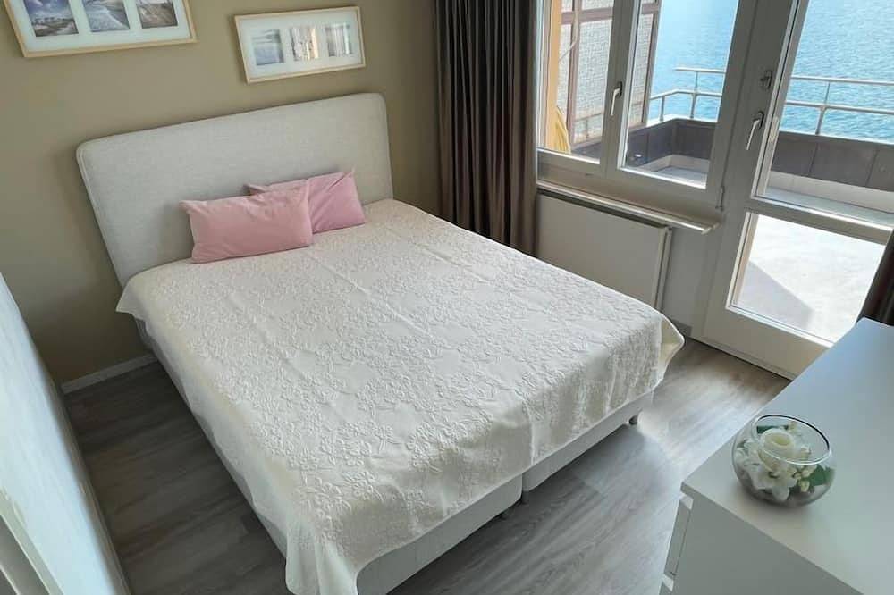 Seestern direkt am See by Interhome in Ennetbürgen, Lago de los Cuatro Cantones