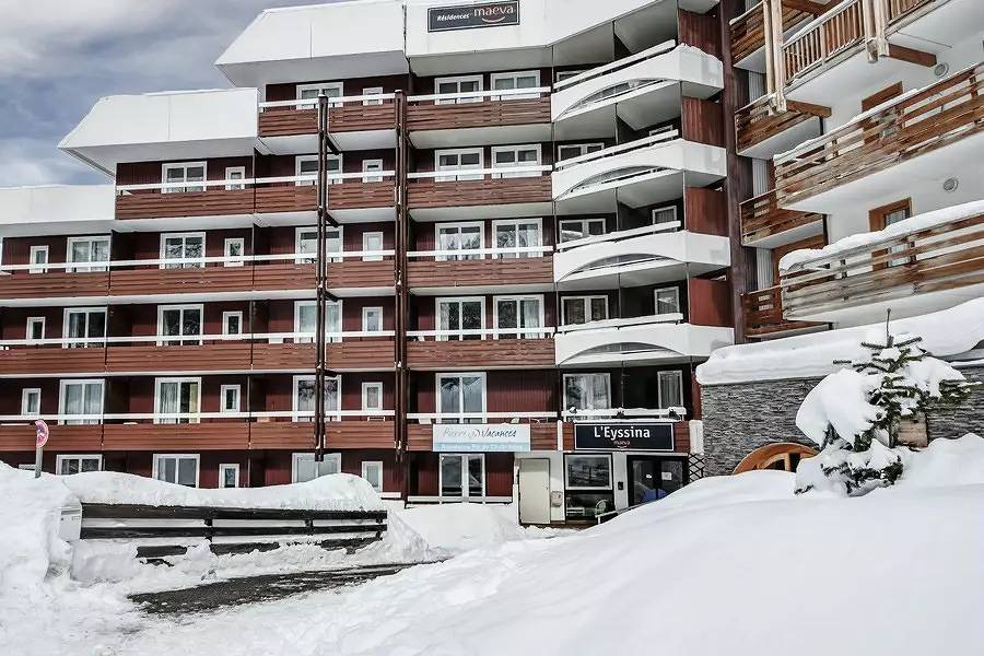 Estudio entero, Estudio 3 Personas - Económico in Vars, Briançon region