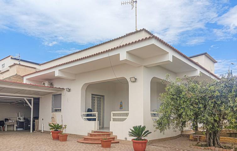 Casa de vacaciones para 7 personas, con jardín - 1