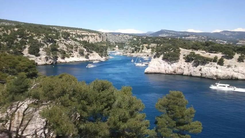 Appartement de vacances pour 5 personnes, avec piscine et terrasse, animaux acceptés