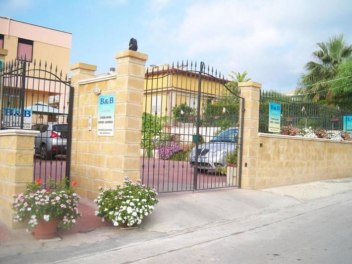 B&b per 3 persone, con Balcone e Terrazza nonché Giardino a Noto e dintorni