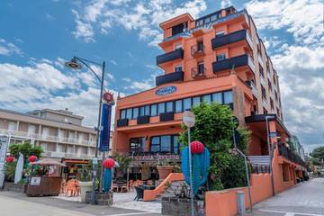 Hôtel pour 2 personnes, avec vue et jardin dans Bellaria-Igea Marina