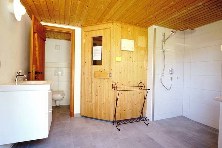 Fischerhus Krummin - Thatched-roof house with a private sauna in Krummin, Usedomer Norden
