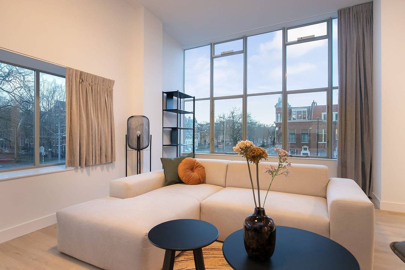 Ganze Wohnung, Modern 2 Bedroom Apartment in Rotterdam City Center with Free Parking in Rotterdam, Südholland