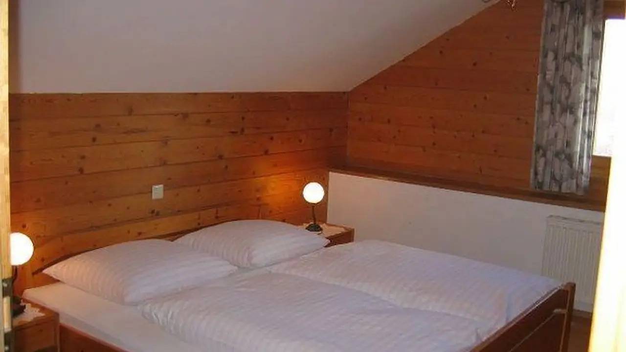 Ganze Ferienwohnung, Ferienwohnung für 4 Personen (60 m²) in Seeham in Seeham, Bezirk Salzburg-Umgebung
