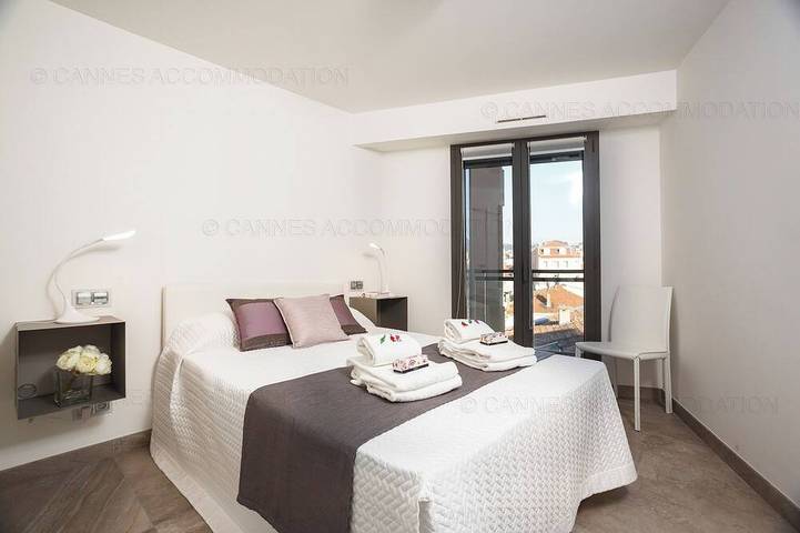 Gîte pour 3 personnes, avec terrasse dans Palais Des Festivals Et Des Congres - 2