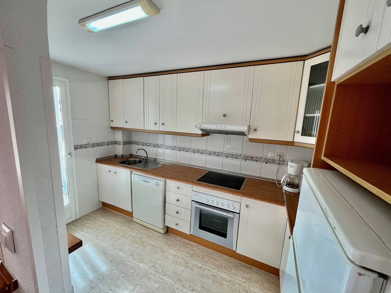 Apartamento entero, Apartamento de vacaciones para 5 personas con piscina para niños in Playa Ensenada del Esparto (La Manga), San Javier
