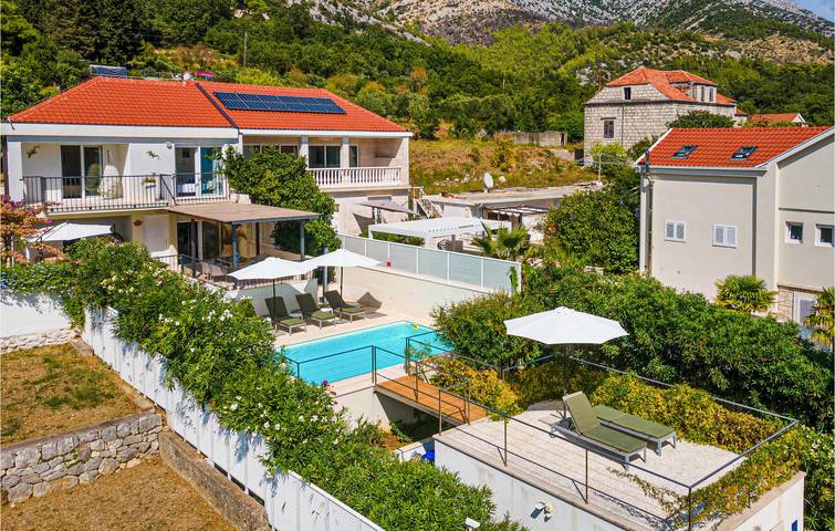 Reizende 2-Zimmer-Wohnung mit Pool in Strandnähe – WLAN & Terrasse in Viganj, Dubrovnik-Neretva