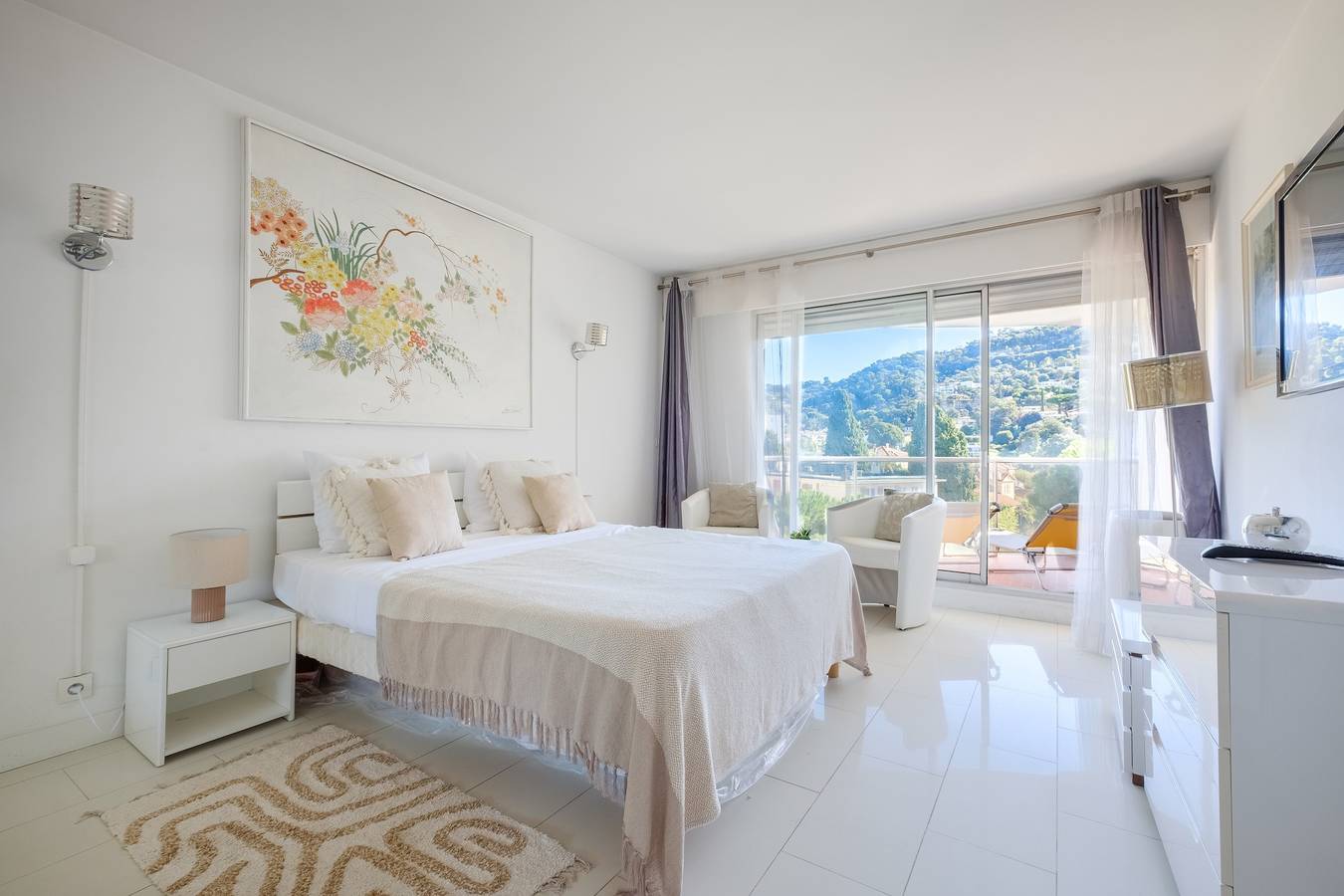 Hel lägenhet, Apartment 'Sea and Sky 6 Personnes' with Mountain View, Private Terrace and Air Conditioning in Cannes, Medelhavskusten (Frankrike)