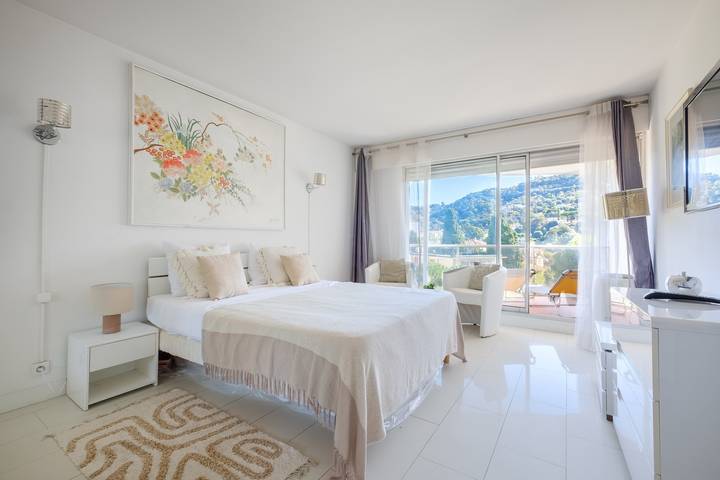 Vacation rental for 6 people, with children pool and yard, with pets in Cannes