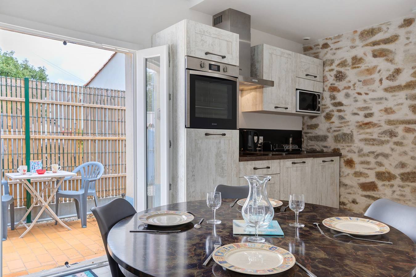 Ganzes Studio, Studio La Perle des Sables – Neu, Terrasse, 300 m vom Ozean entfernt in Château-d'Olonne, Les Sables-d'Olonne