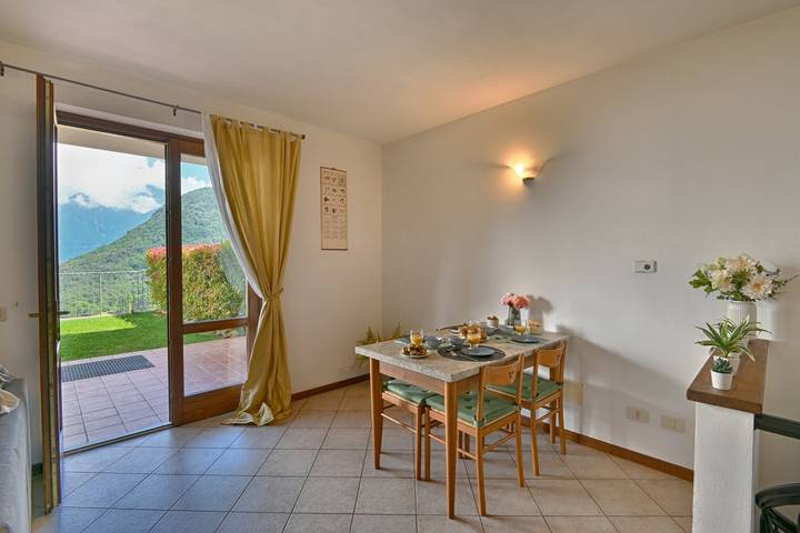 Ferienwohnung für 6 Personen, mit Garten und Seeblick in Tignale - 4