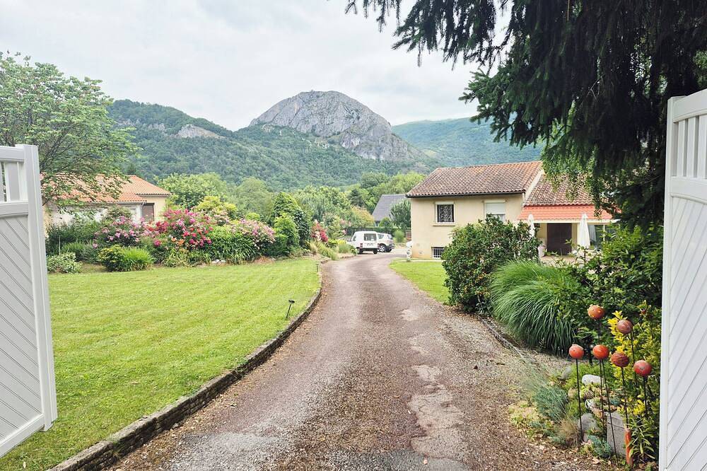 Gîte la Treille-Evasion au clos des pradals Tarascon Ariège in Banat, Tarascon-sur-Ariège