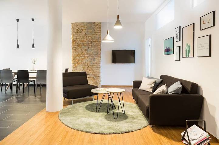 Ferienwohnung für 11 Personen, mit Balkon in Moabit Berlin