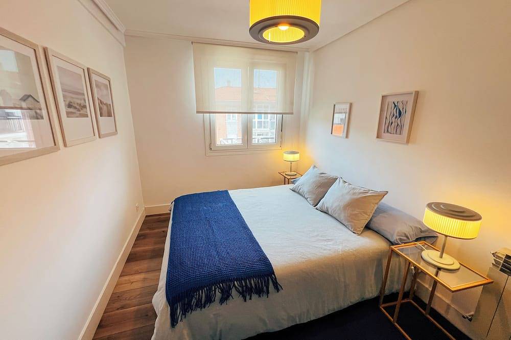 Entire apartment, Hauda – Modern Apartment in Sopela near the Beach & Metro in Sopelana, Basque Coast (Spain)