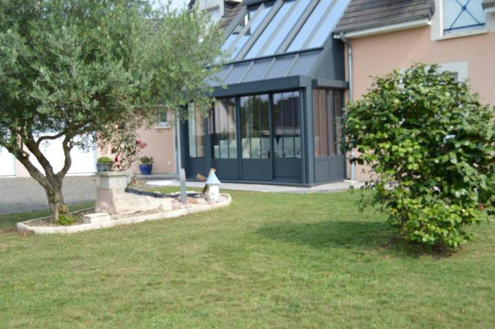 Gîte pour 6 personnes, avec jardin et vue à La Suze-sur-Sarthe - 3