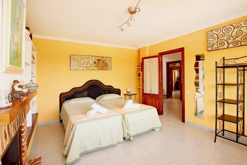 Villa Monsita with pool and panoramic sea views in Nova Santa Ponsa in Santa Ponsa, Calvià