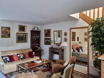 Gîte pour 6 personnes, avec jardin et vue dans Suré
