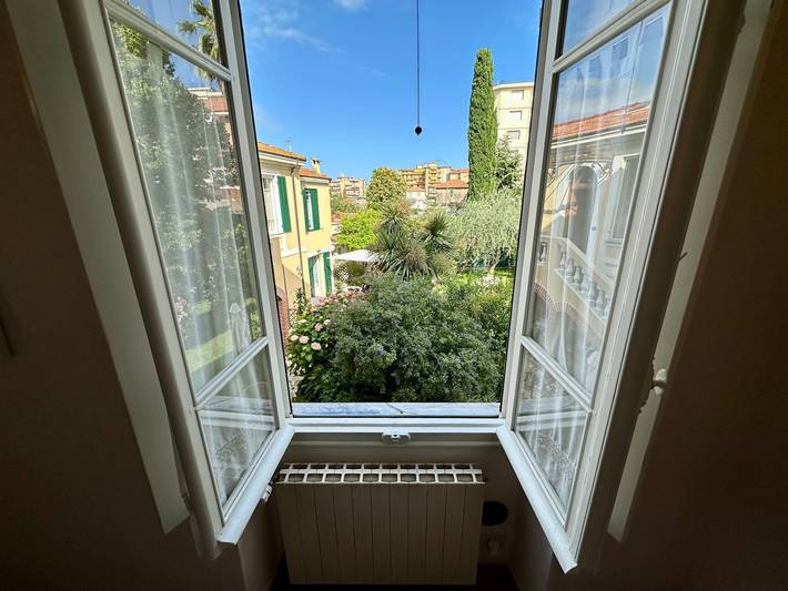 Gîte pour 6 personnes, avec jardin à Vallecrosia - 4